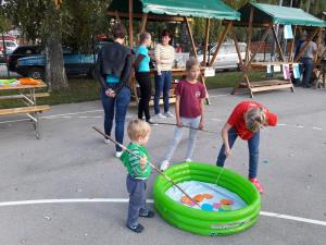 Lovili so tudi ribe.